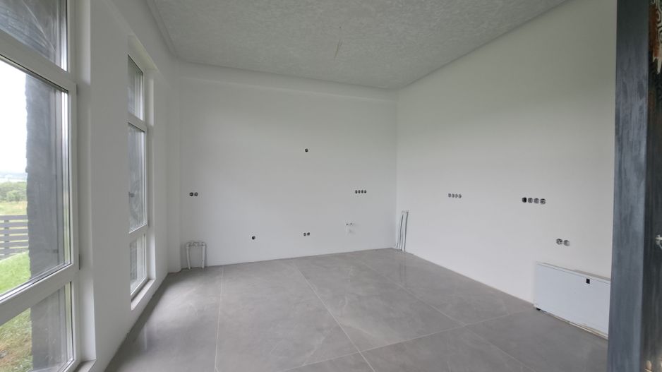 Vilă modernă premium cu piscină interioară, teren 1200 mp și panoramă - Poză 19
