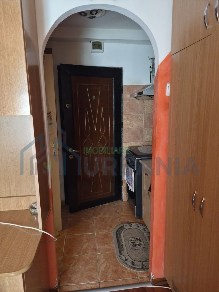 Cameră de cămin mobilată, 17 mp, zona Mathaus, Nicolina, etaj intermediar - Poză 3