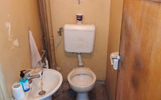 Apartament 4 camere necesita renovar, Chilia Veche, Drumul Taberei - Poză 9