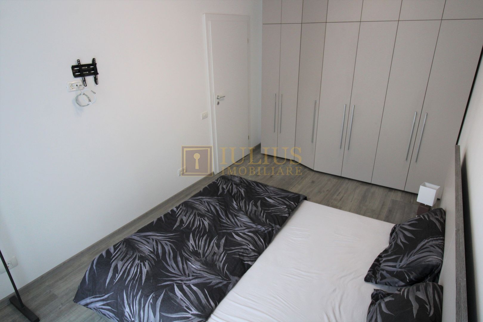 Mobilat modern, Vivalia - Str. Baader/Take Ionescu. Parcare exterioara inclusa. - Poză 14