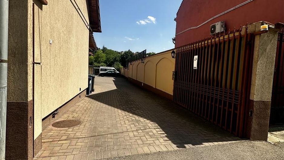 Spatiu comercial cu parcare magazinul Crisul - Poză 11