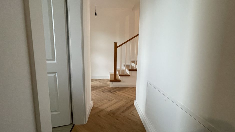 Locuinta tip duplex  in Ronat - Poză 9