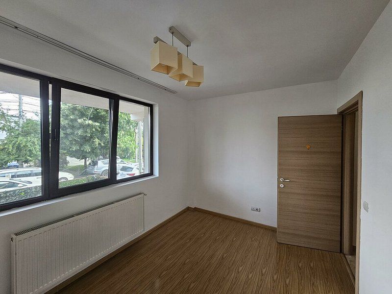 Apart 3 cam nemobilat + parcare - Poză 12