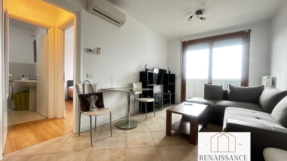 Central Apartament 2 Camere | 45mp Etaj 12/13 | Parcare Subterana - Poză 2