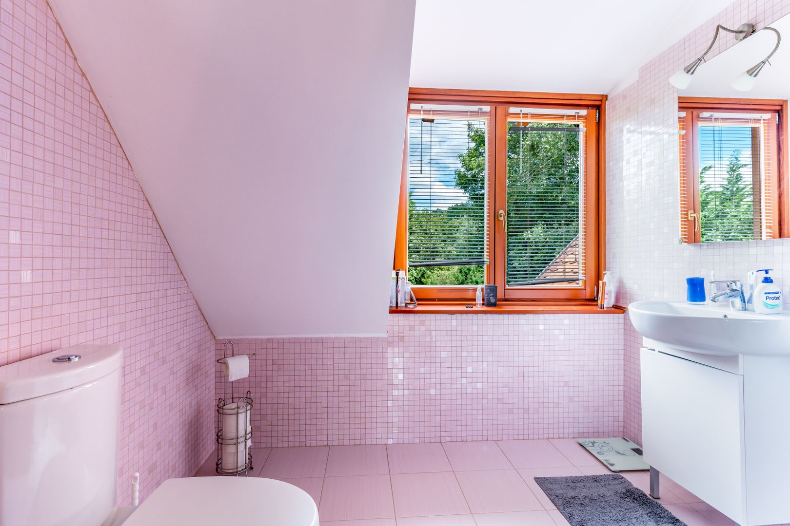 Casă / Vilă cu 6 camere de închiriat, tip estate, 0% comision - Poză 9