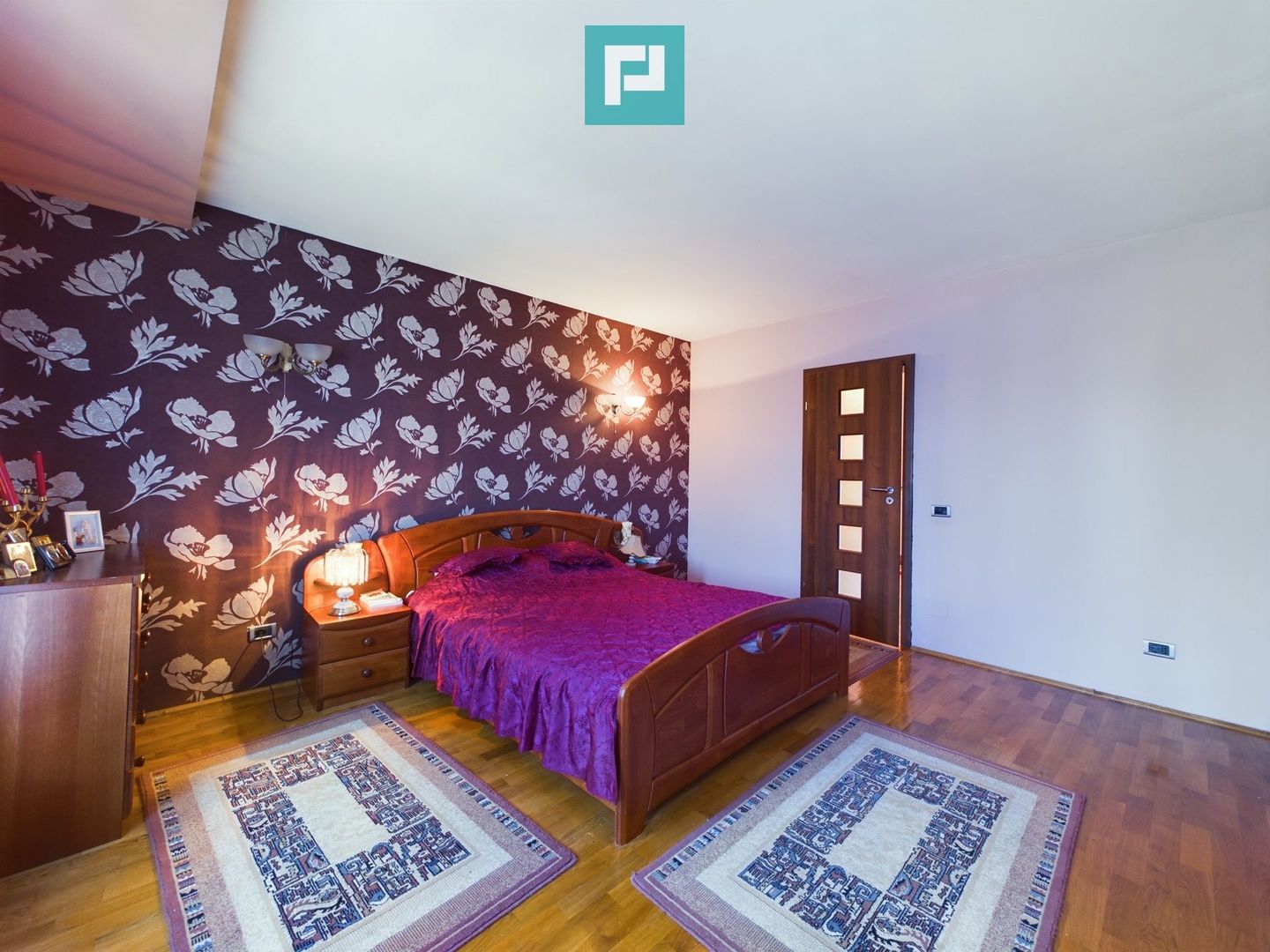 Vilă spațioasă cu 8 camere, Grădiște - Poză 39