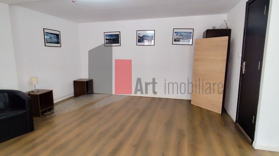 Spatiu comercial/vila cu teren de inchiriat in zona Buzesti - Poză 12