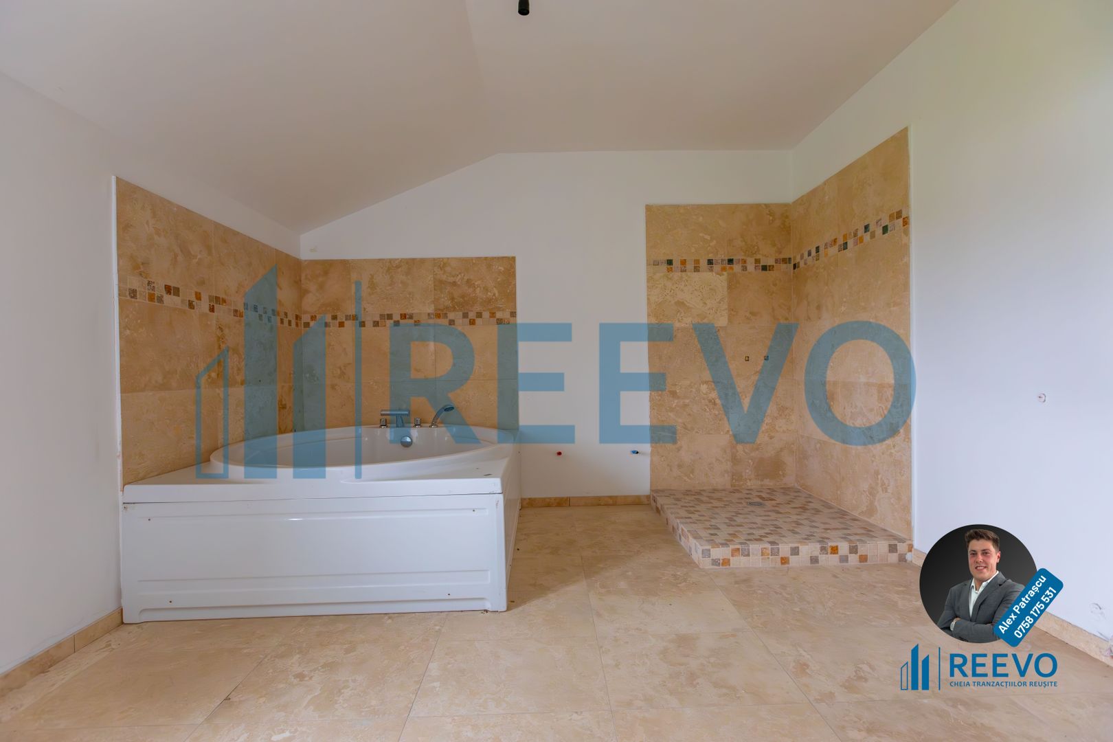 Casă/vilă de vânzare în Hemeiuș! - Poză 24