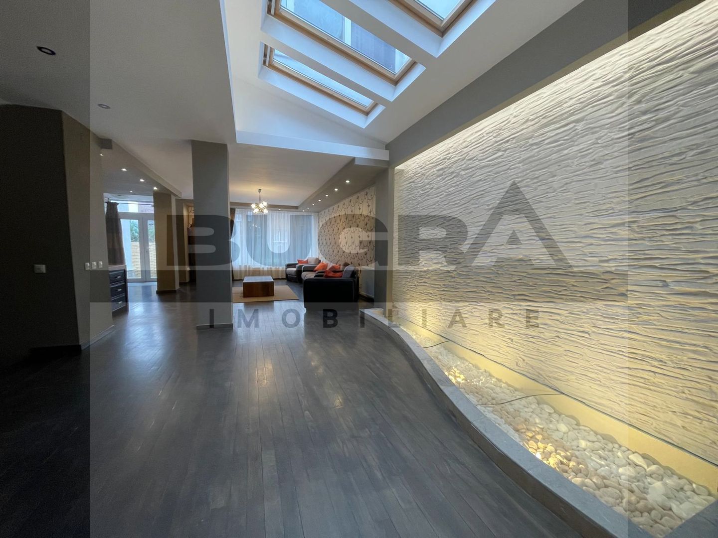 Duplex de 320mp, modern, 120mp, sauna, zona strazii Zaharia Stancu - Poză 5