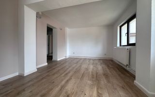 Între dealuri, viță de vie și liniște deplină! Vanzare casa in Prahova - Poză 14