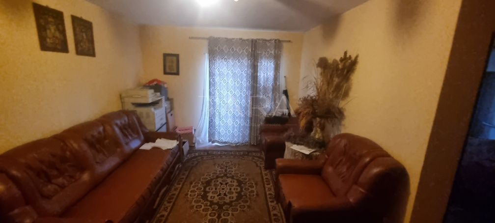 Apartament 3 camere, 66 mp + balcon – Gruia - Poză 1