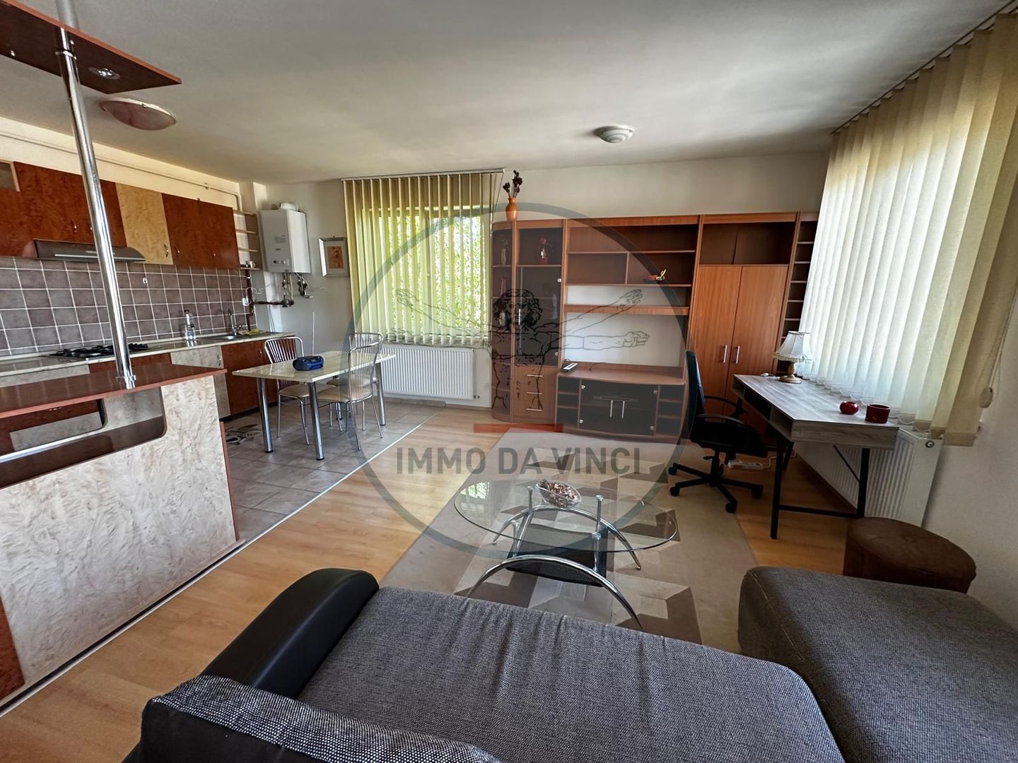Apartament 2 camere semidecomandat Zona Gheorgheni cu garaj subteran - Poză 9
