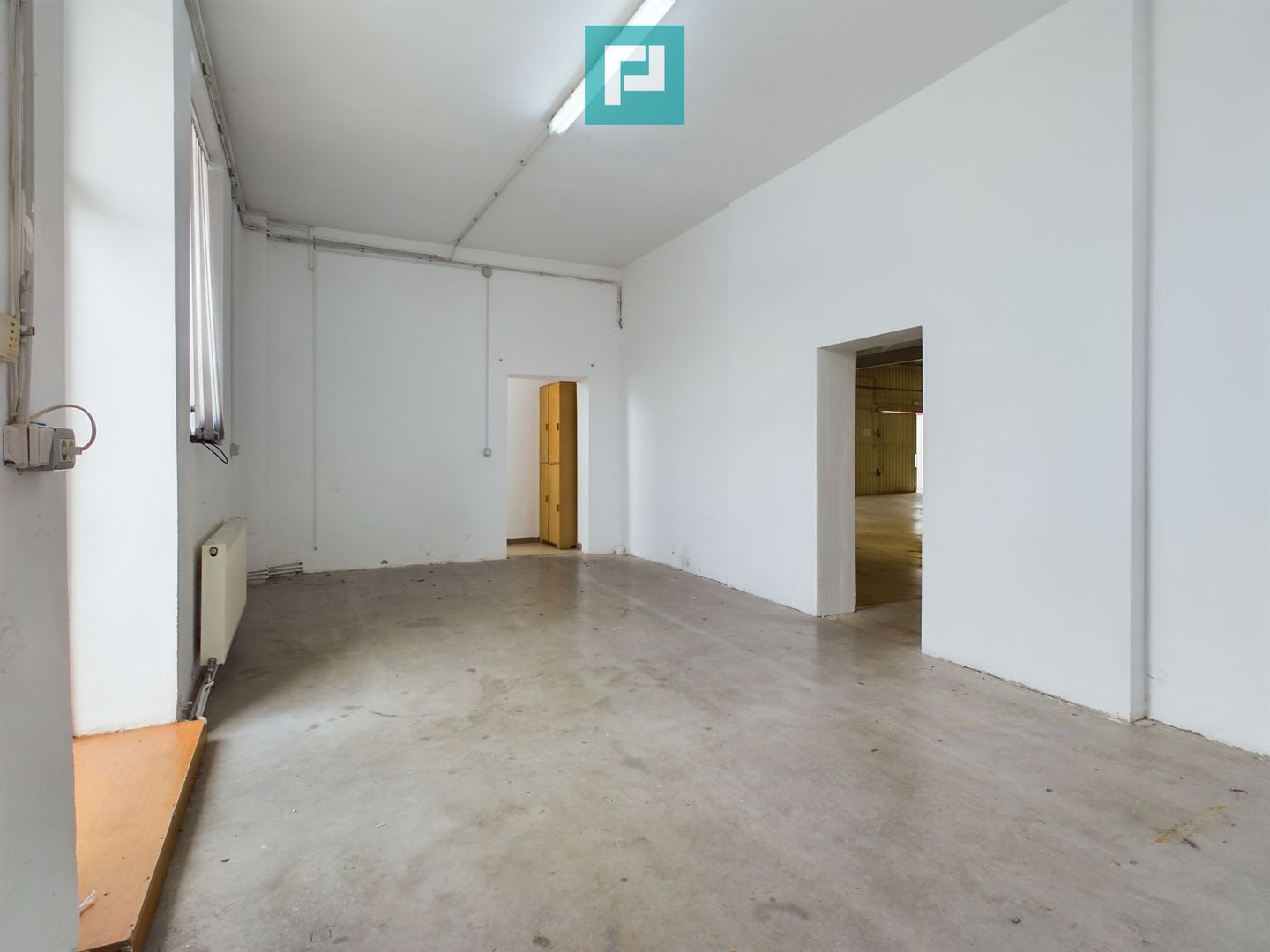 Hală suprafața de 529mp în Arad - Poză 3