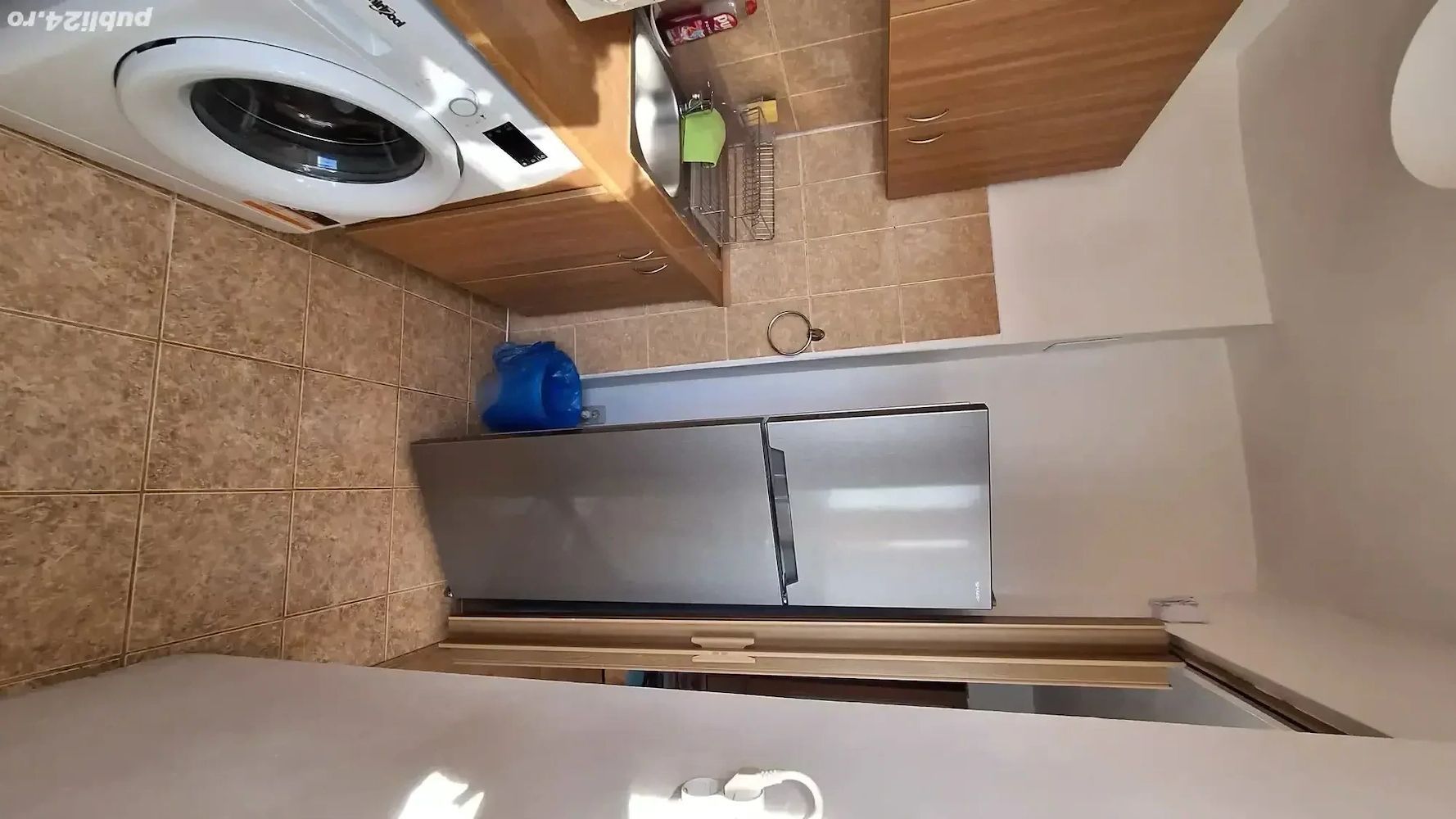 Garsonieră modernă, mobilată complet, metrou Titan 3 min, balcon - Poză 2