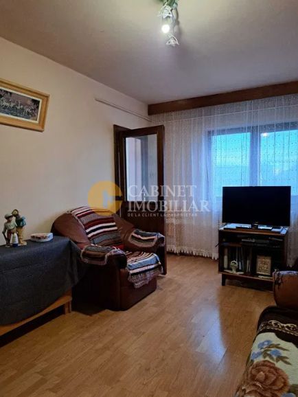 Apartament cu 2 camere decomandat zona Galata - Poză 1