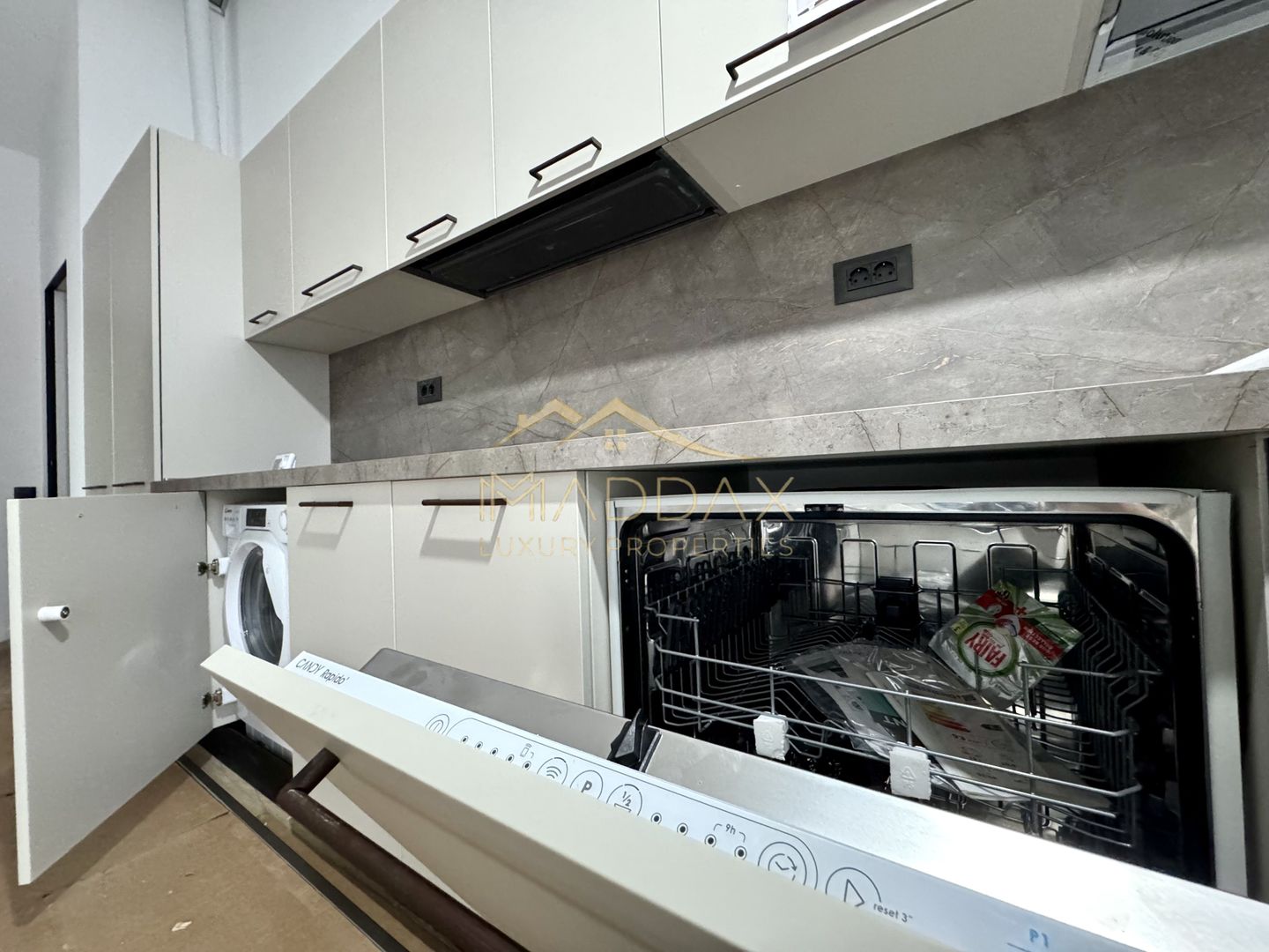 Apartament cu 3 camere *Prima Inchiriere* + Terasa *50mp* / Aviatiei - Herastrau - Poză 16