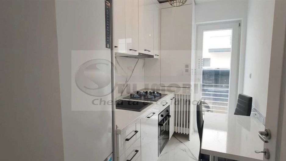 1 CAMERA CETATUII DECOMANDAT - Poză 7