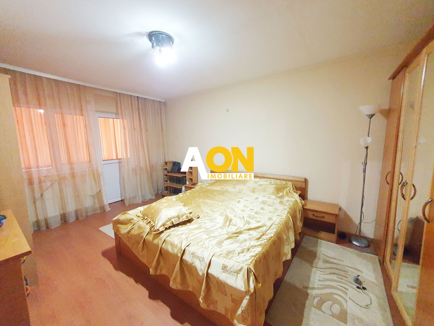 Apartament 3 camere, etaj 1, zona Agra`s ( Mercur ) Cetate - Poză 3