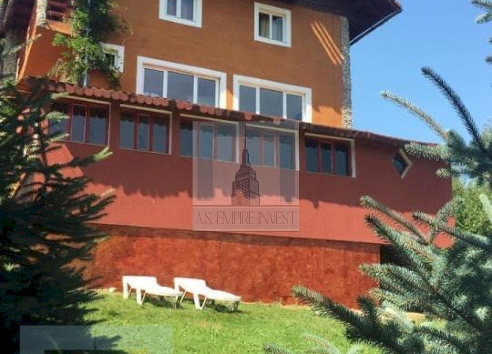 Pensiune 17 camere - zona Bran - Poză 4