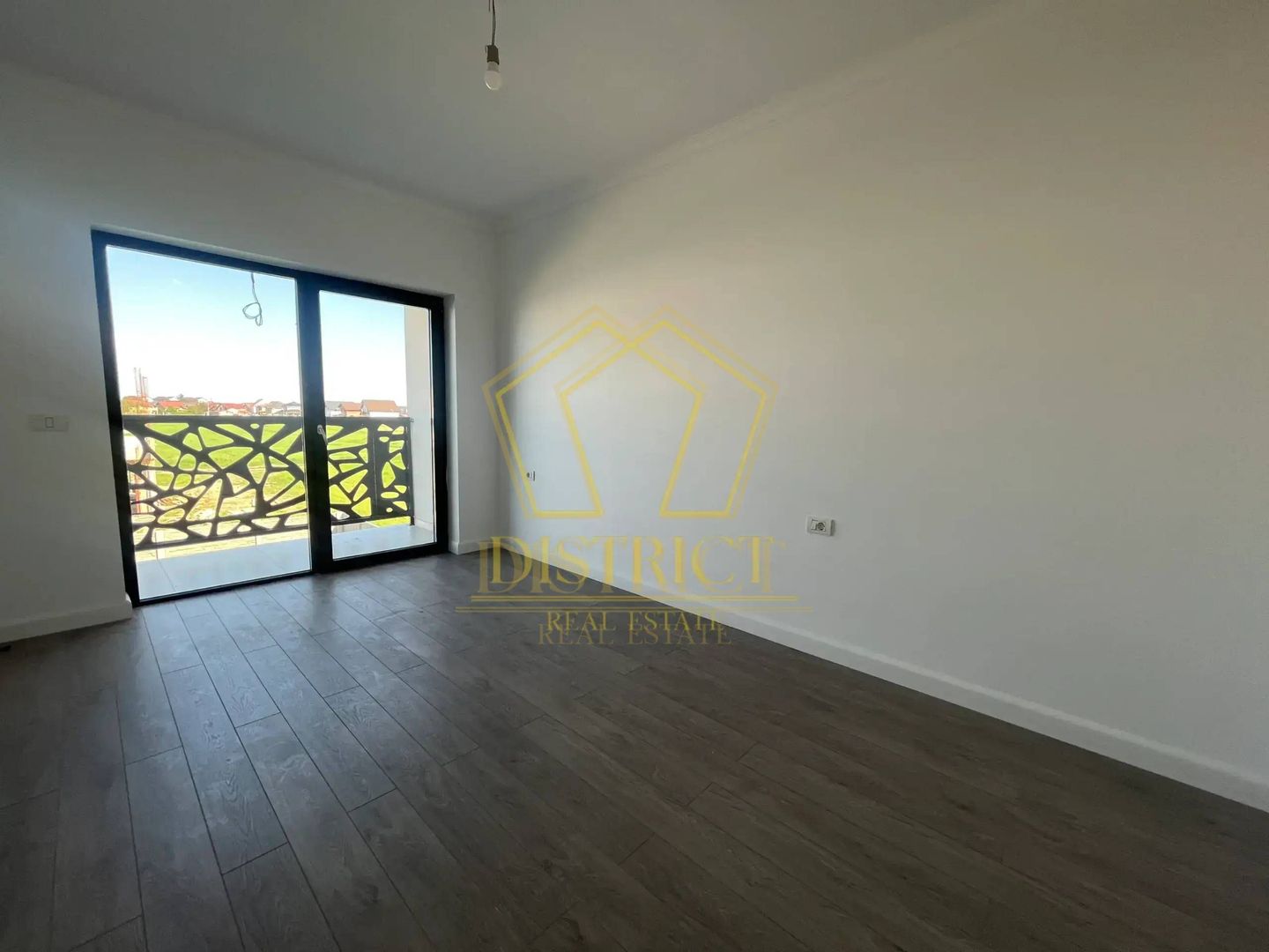 Duplex superb cu 4 camere despartit prin camera tehnica I Giroc - Poză 5