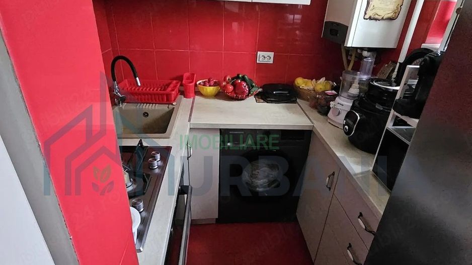 Apartament 3 camere, etaj 2, Zona Primăverii - Podu Roș - Iulius Mall - Poză 4