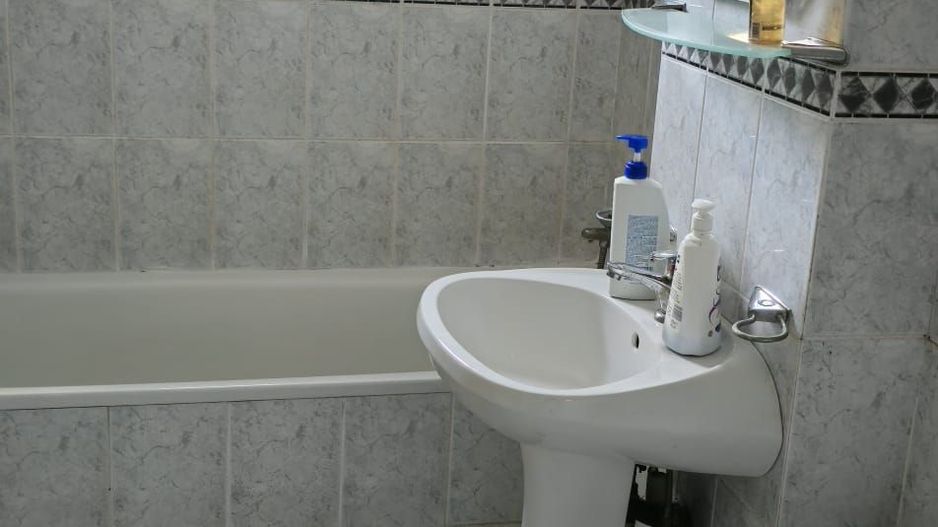 De inchiriat apartament spatios, zona Garii, et. 3, 490 euro negociabil - Poză 9