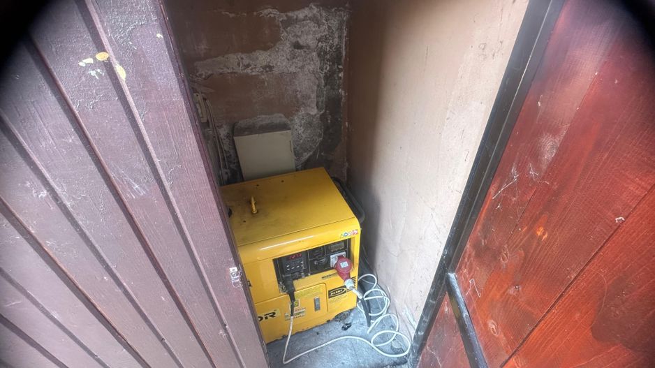 CASA SINGLE 4 CAMERE MARTISOR, TOATE UTILITATILE, CENTRALA,COMISION 0% - Poză 20