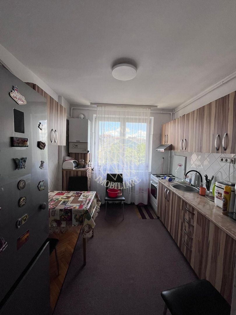 Apartament 3 camere 70 mp-balcon-Zona Imparatul Traian - Poză 3