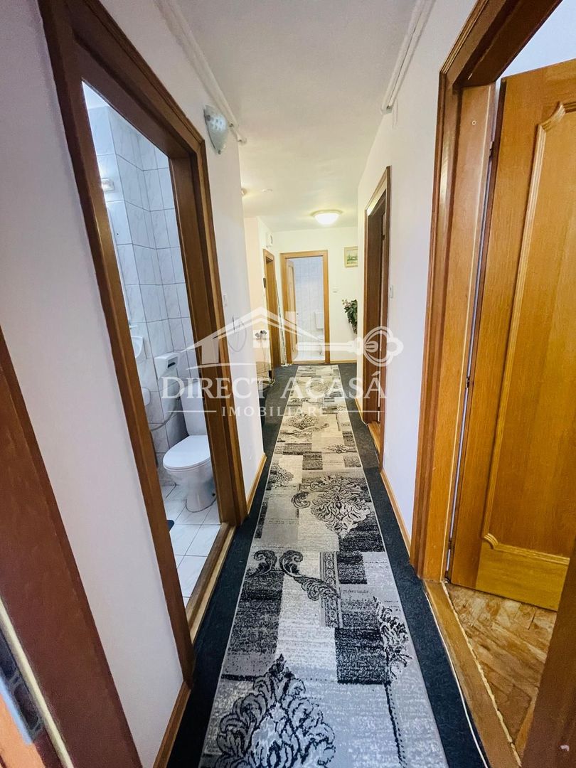 Apartament cu 3 camere de inchiriat-Central - Poză 8