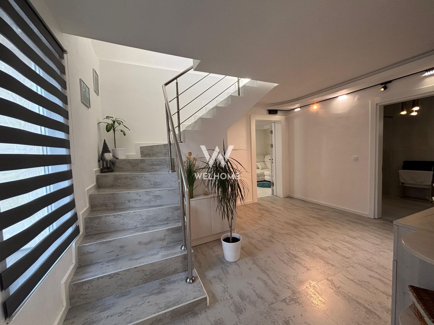 Casa INDIVIDUALA -Zona Lacul Lui Binder - Poză 13