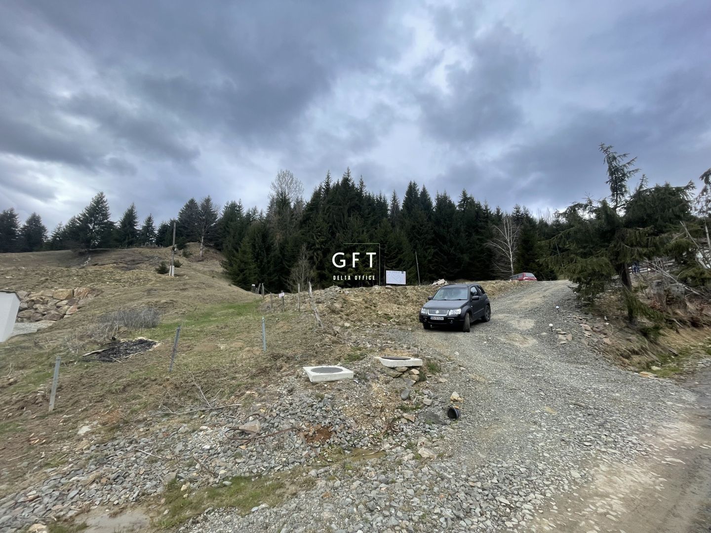 Teren parcelabil cu acces rapid la lacul Colibita - Poză 8