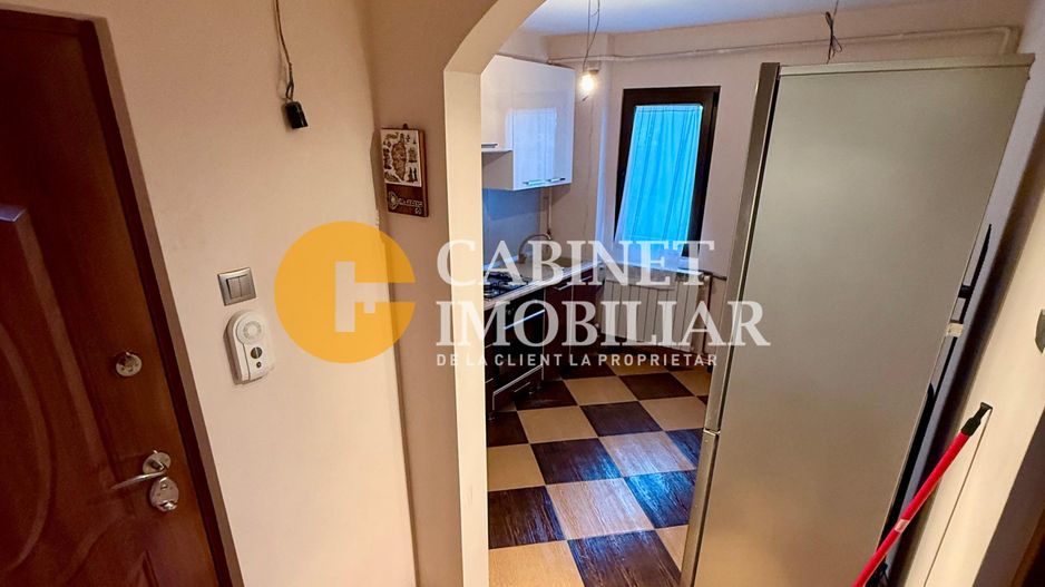 2 Camere Renovat - Etaj 1 - Zona Podu Ros - Poză 11