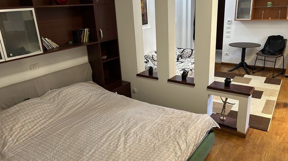 Inchiriez Garsoniera mare zona uniri - Poză 2