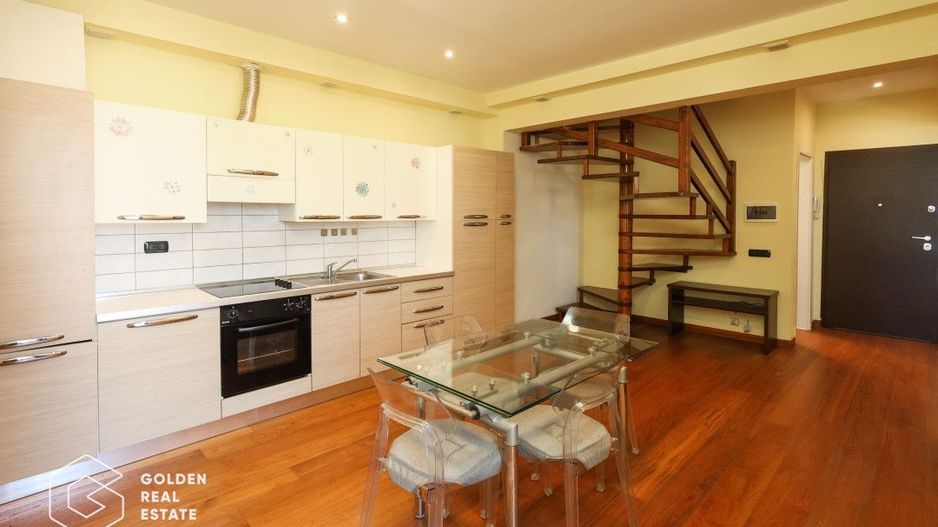 Apartament 3 camere, duplex - Unirii, Str. Principatele Unite - Poză 2
