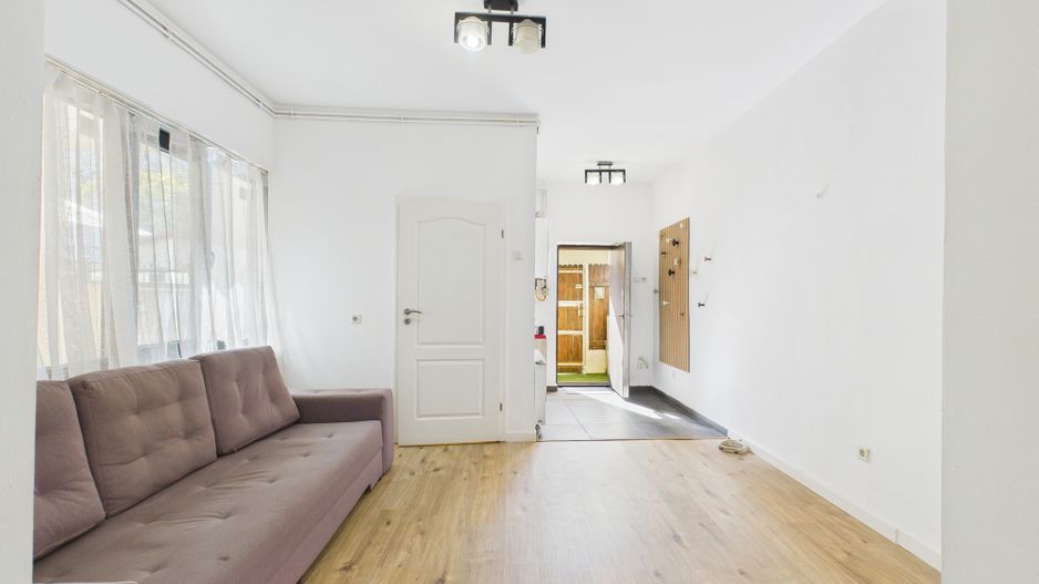 Casă / Vilă cocheta cu 3 camere - de vanzare - zona Basarab - Poză 5