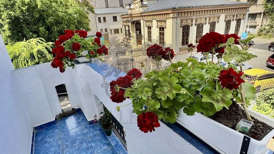 Apartament in vila interbelica |  Coposu  | 4 camere | Superb - Poză 14