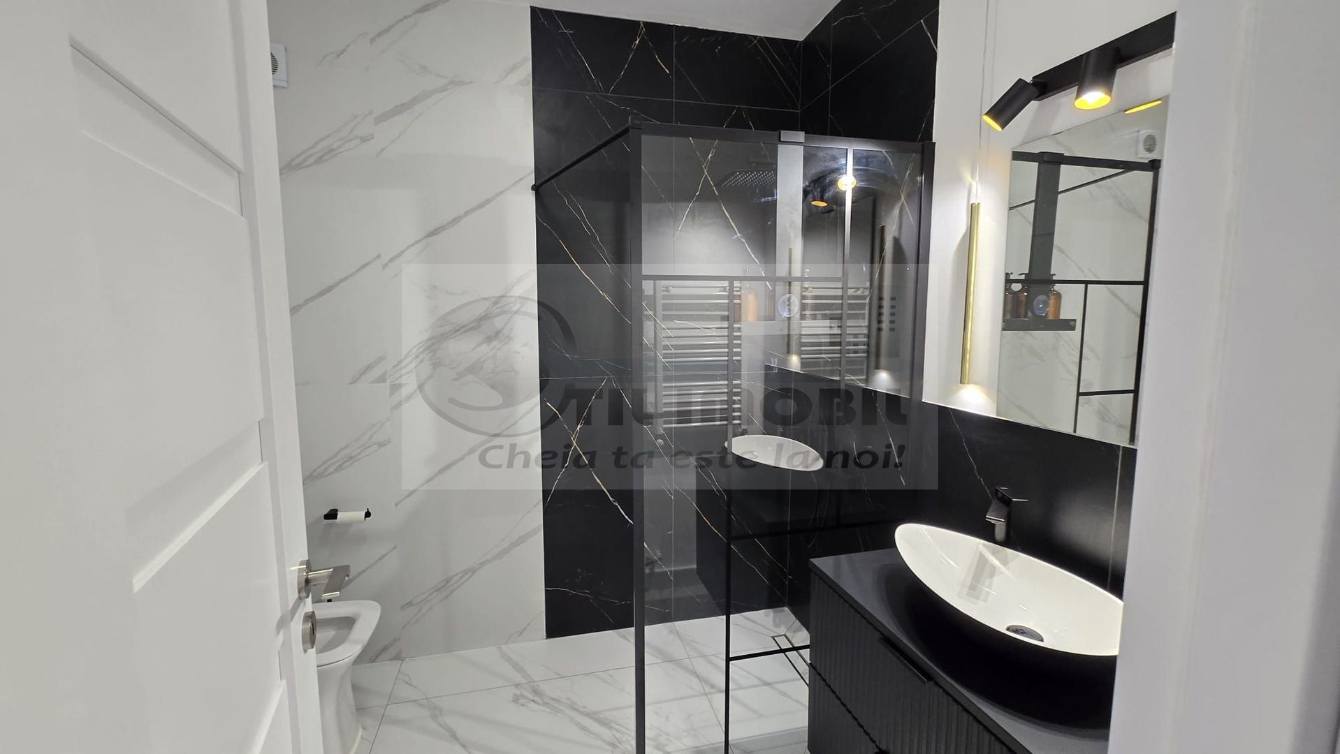 Apartament amenajat LUX – 2 minute de Palas Mall - Poză 8