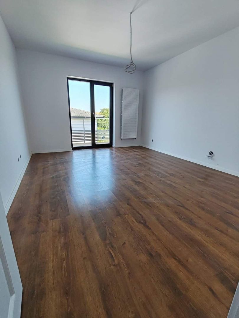 Ag BRASADAS vinde Casa P+1 in MIROSLAVA. - Poză 6