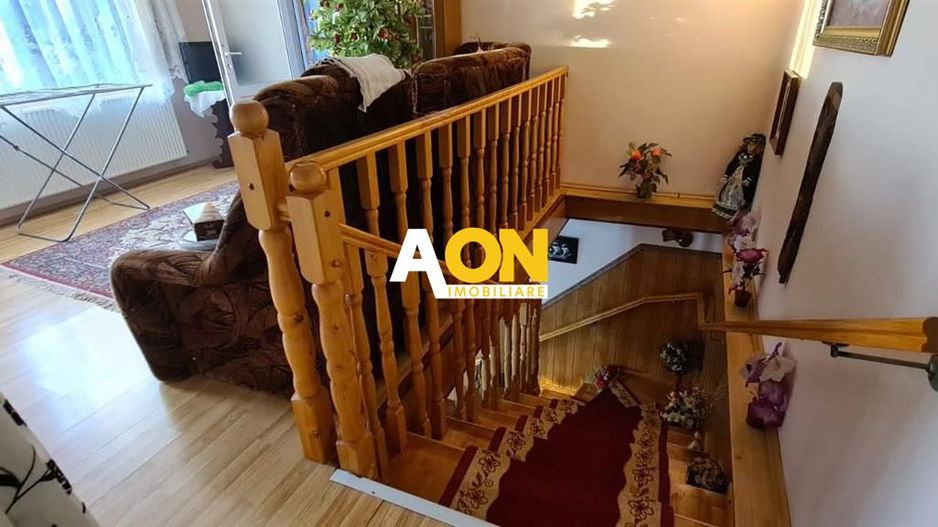 Casa de vanzare 5 camere 320 mp teren Centru zona Prefecturii - Poză 6