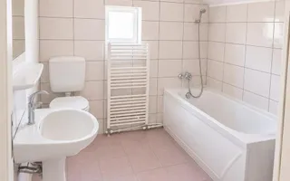 Casa individualamobilata/utilata teren 500 mp asfalt. - Poză 21