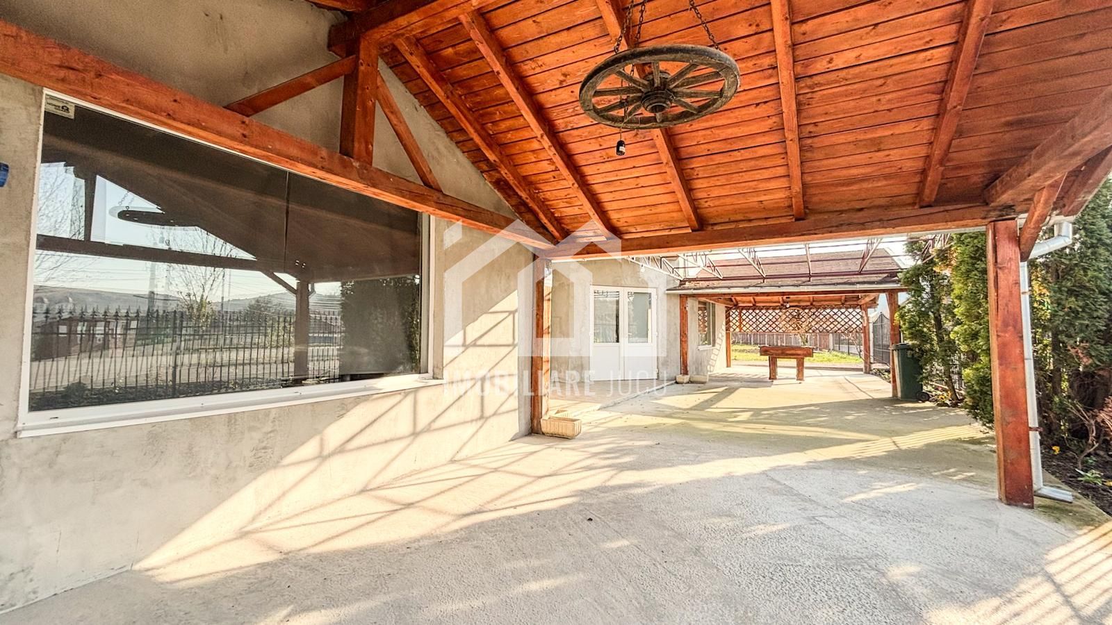 Casa individuala cu 12 camere, Potential Turistic, Visea, Comuna Jucu - Poză 35