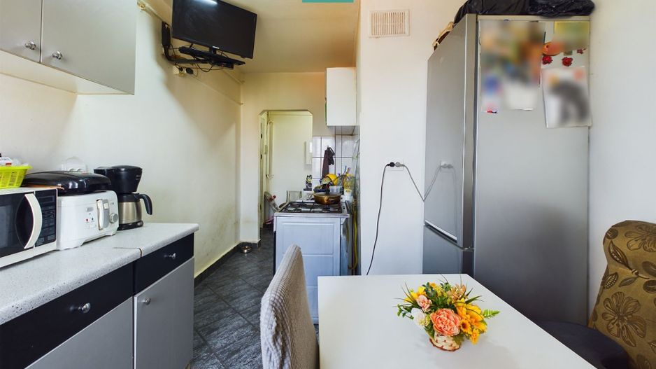 Apartament cu 2 camere în Vlaicu - Poză 3