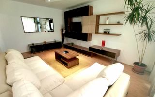 Apartament 3 camere, etaj 1, aproape de Facultate, zona Micalaca - Poză 2