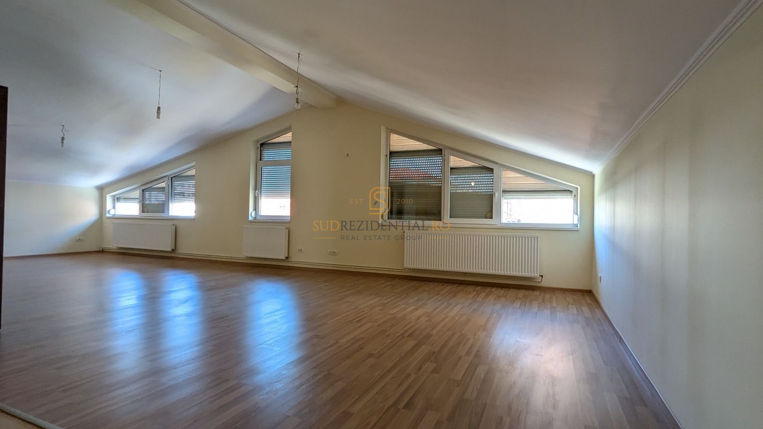 Vila de inchiriat in zona Berceni-Grand Arena, P+1+M, 1500 mp teren - Poză 6