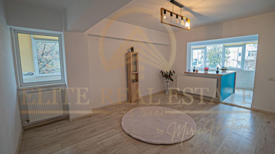 Tomis III - Galeriile Soveja - Apartament decomandat cu 3 camere, etaj 1. - Poză 1