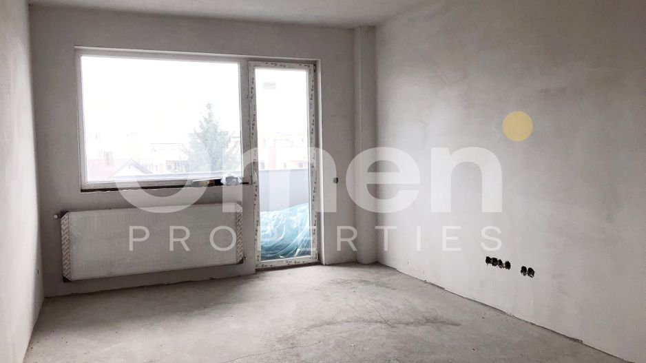 Apartament 2 camere + loc parcare de vanzare , Zona Hotel Europa - Poză 1