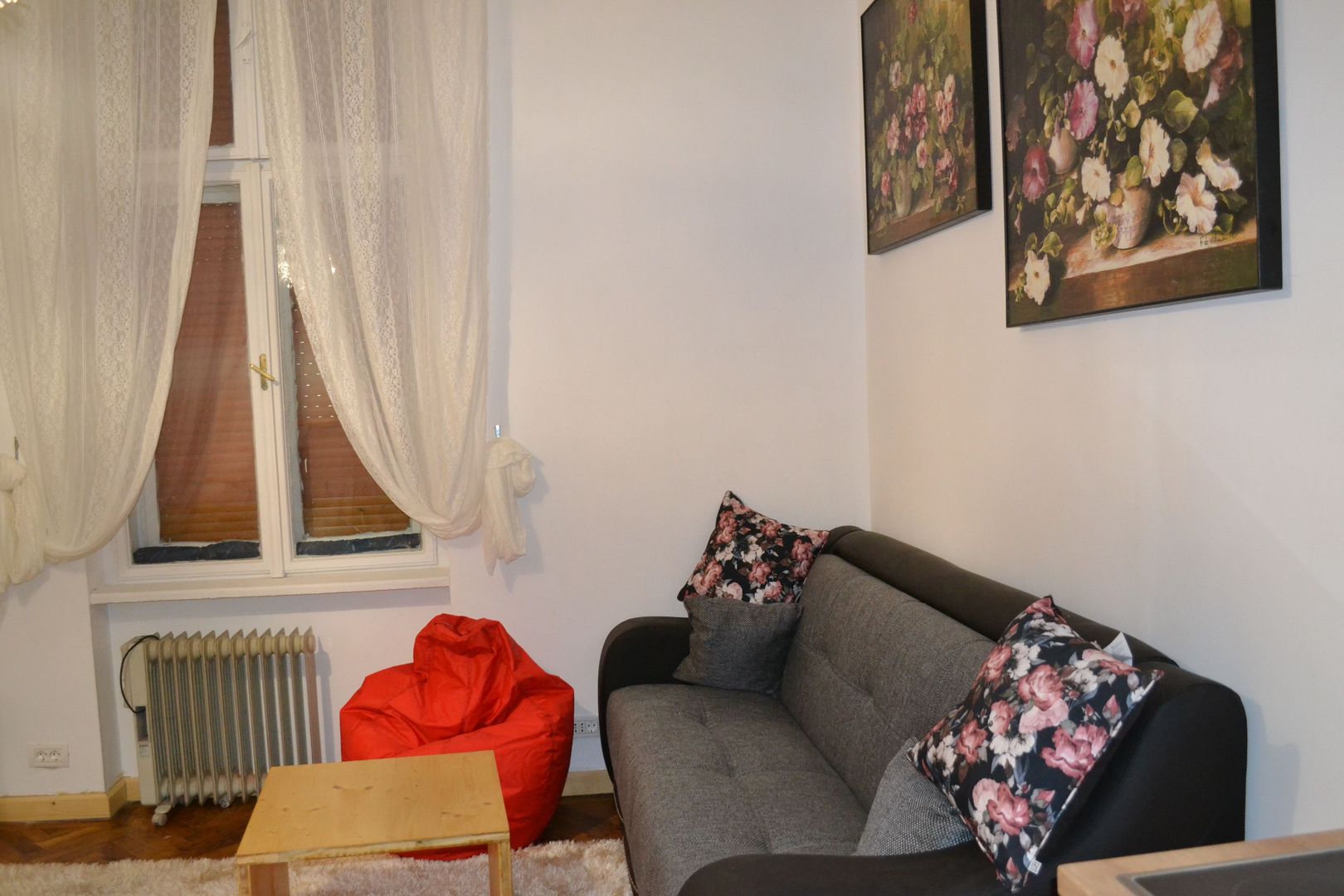 Studiou langa medicina cu scara interioara - Poză 13