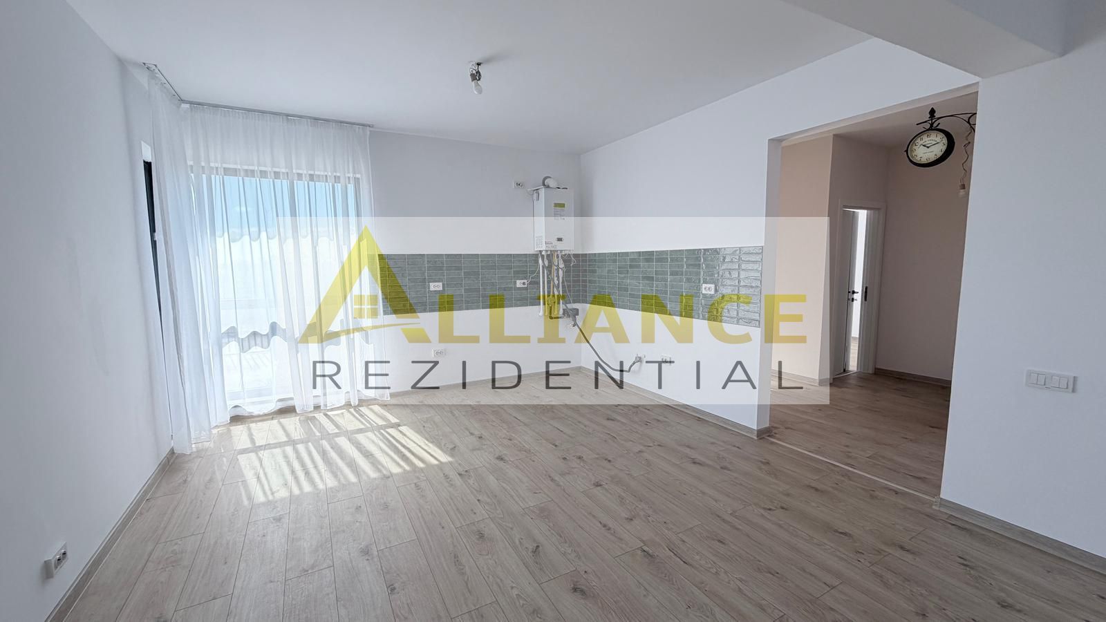 Casa Individuala - 3 camere - 2 bai - 375mp teren - Poză 9