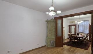 Vila cu 4 camere si mansarda, de inchiriere central - Poză 6