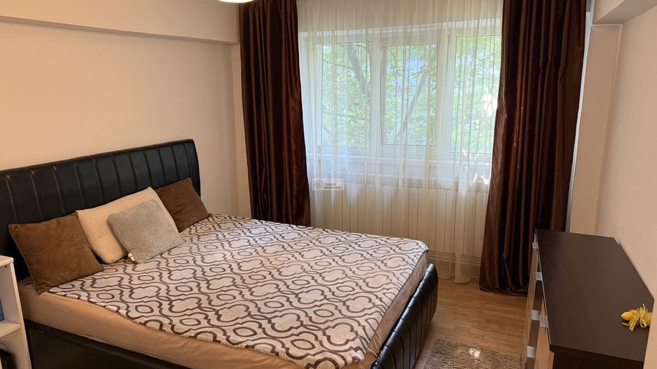 Apartament 3 camere/70 mp/etaj 3/Focsani /Polivalenta - Poză 4